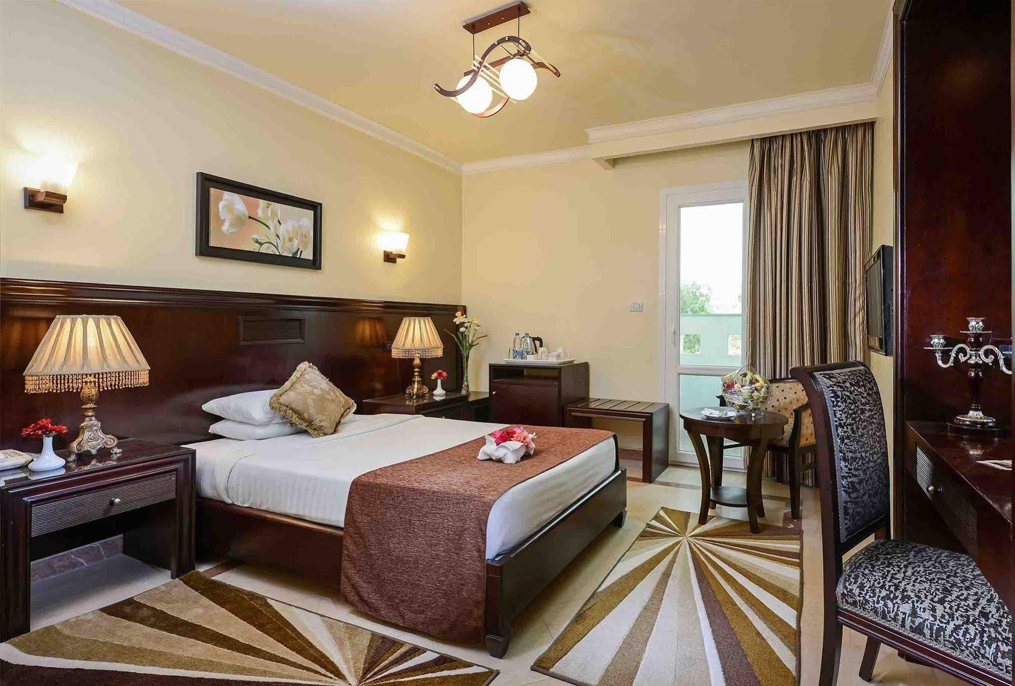 Mirita Hotel ,10Th Of Ramadan Madinat Al Ashir min Ramadan エクステリア 写真